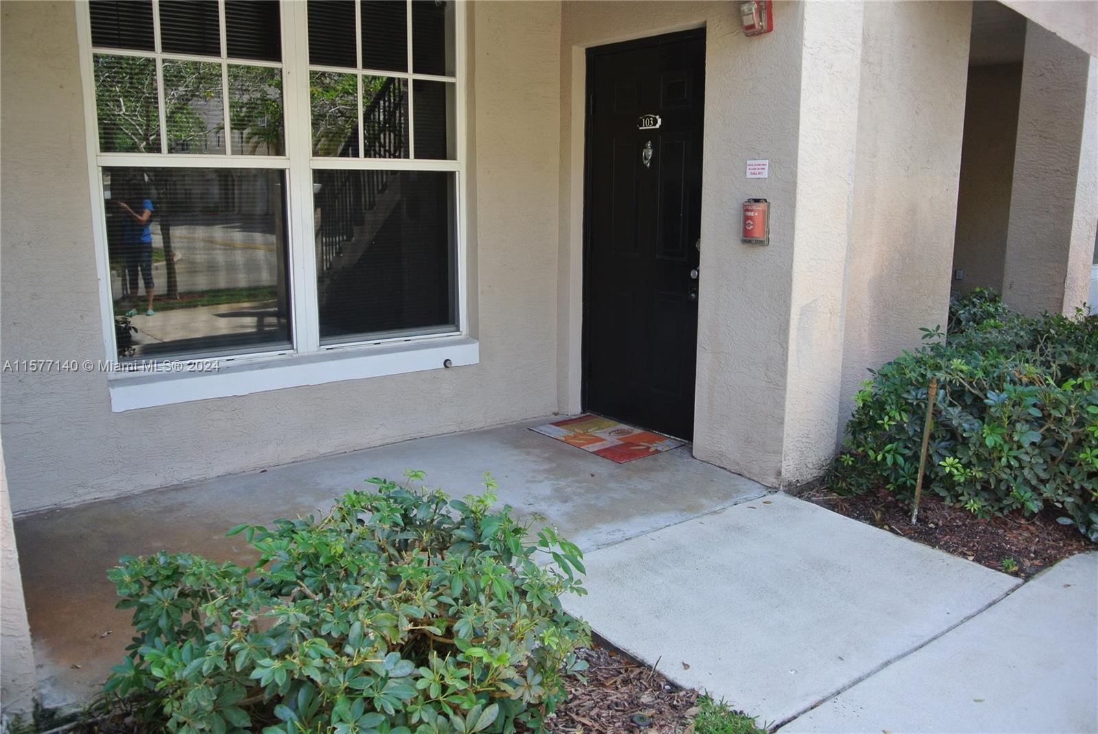 Very nice first floor 1/1 unit in Poinciana Place, wood laminate floor throughout,  washer and dryer in the unit, basic able, internet and water and sewer included in the rent. The community offers pool and fitness center. Excellent location just west of 441 and close to stores, restaurants and supermarket. A 600+ credit score is required.