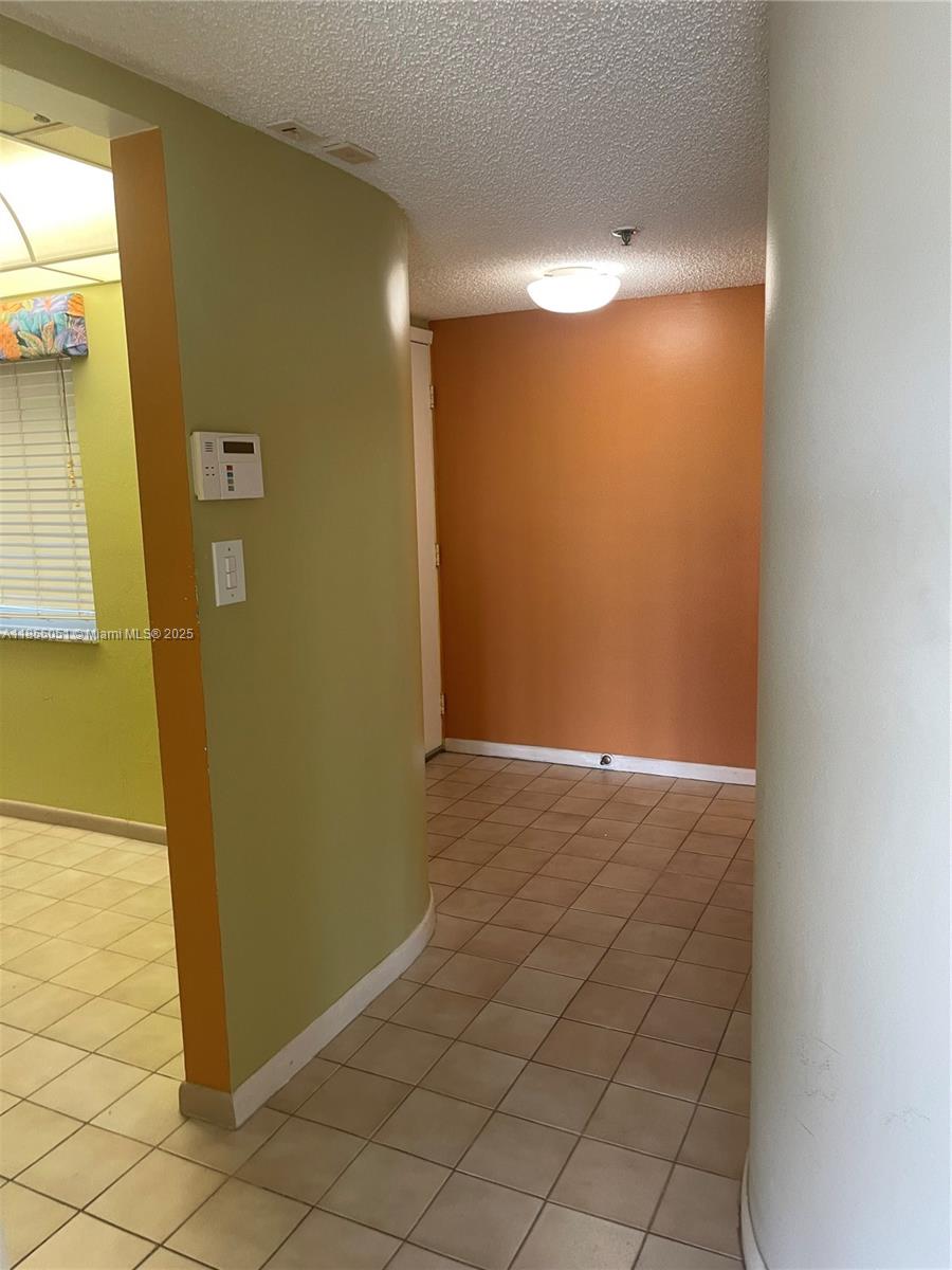 18TH HOLE AT INVERRARY CO - Residential