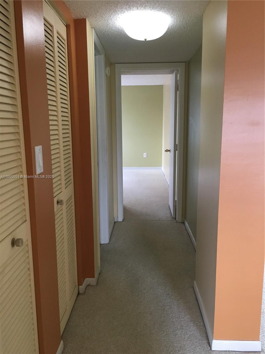 18TH HOLE AT INVERRARY CO - Residential