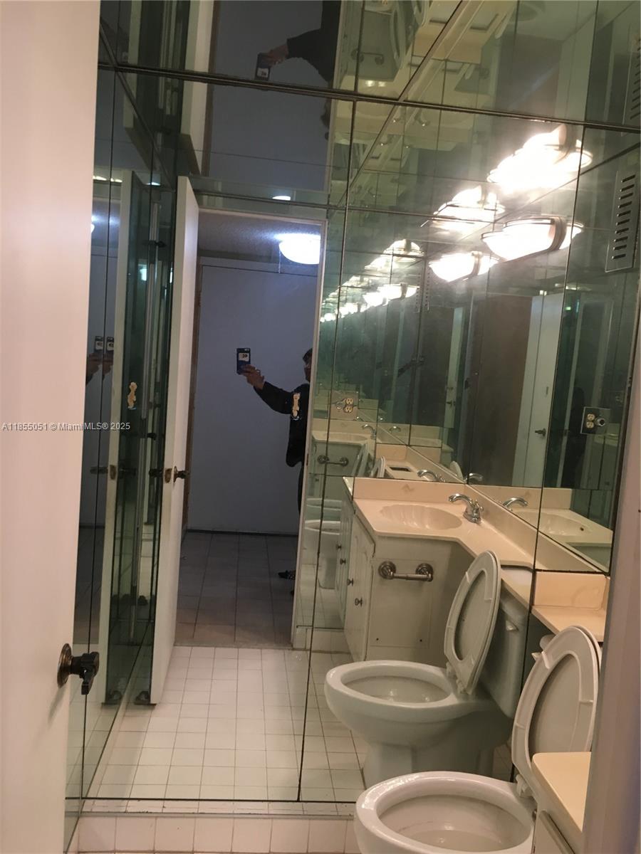 18TH HOLE AT INVERRARY CO - Residential