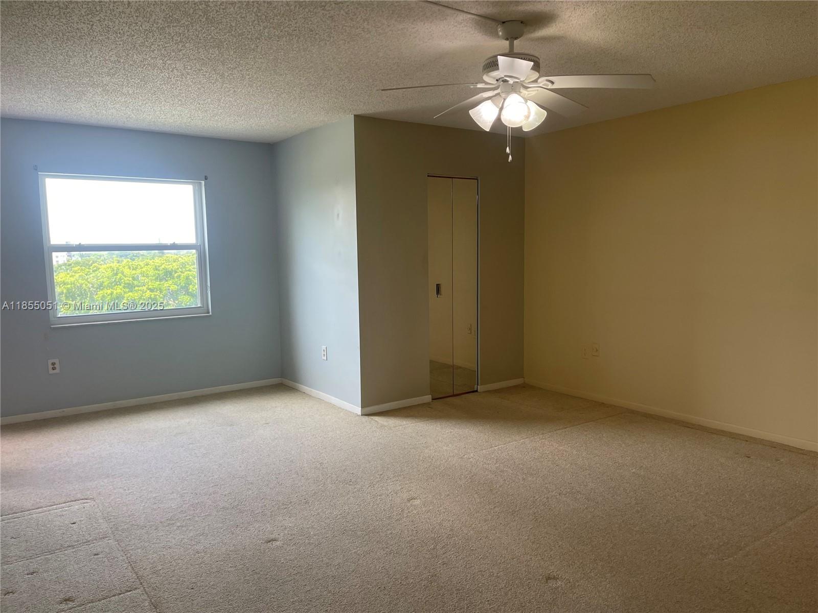 18TH HOLE AT INVERRARY CO - Residential