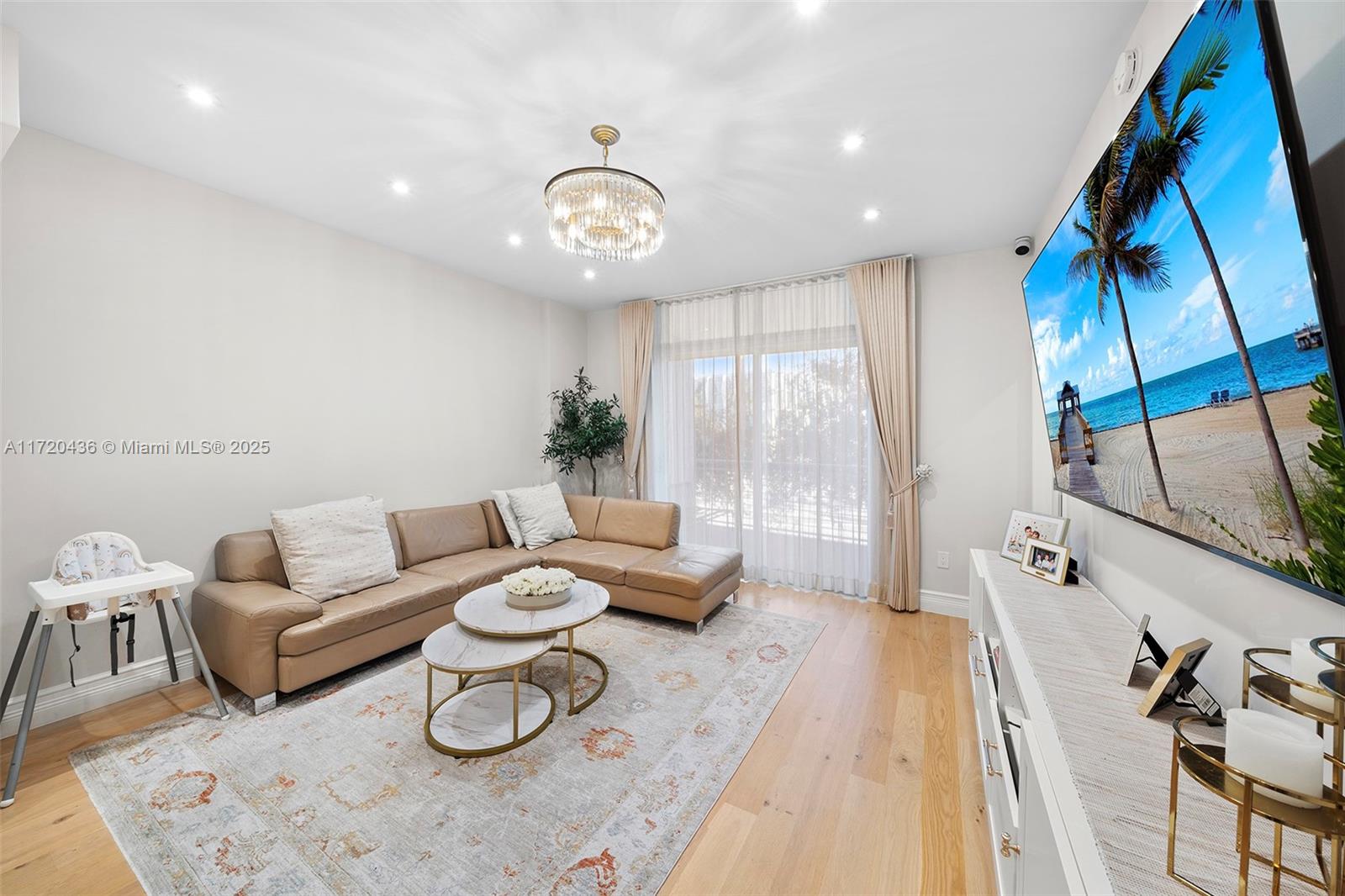 2001 Meridian Ave 326