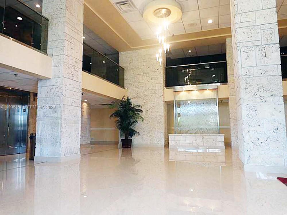 WINSTON TOWERS 700 CONDO - Residential Lease