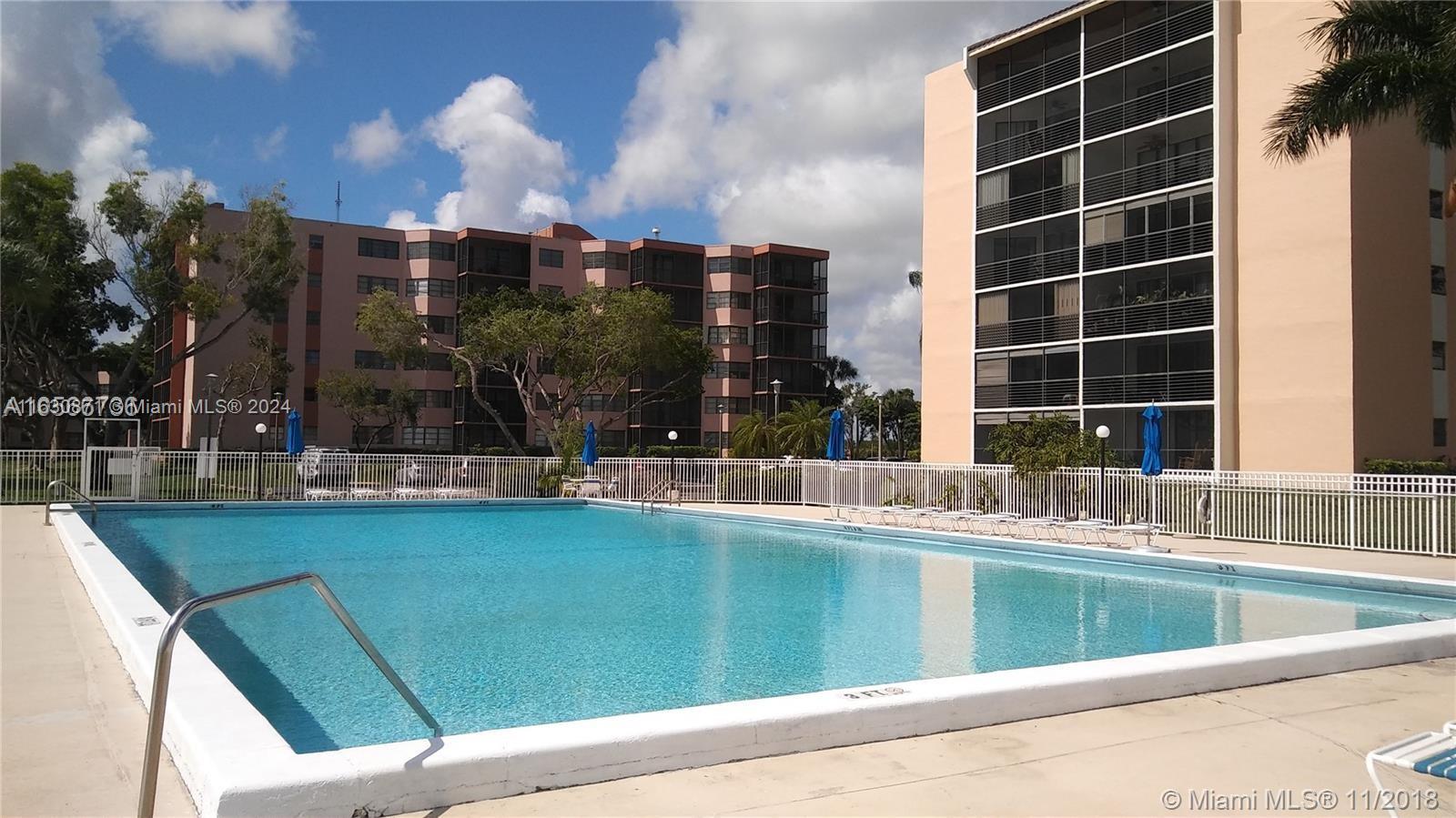 20840 San Simeon Way 702, Miami, Broward County, Florida - 2 Bedrooms  
2 Bathrooms - 