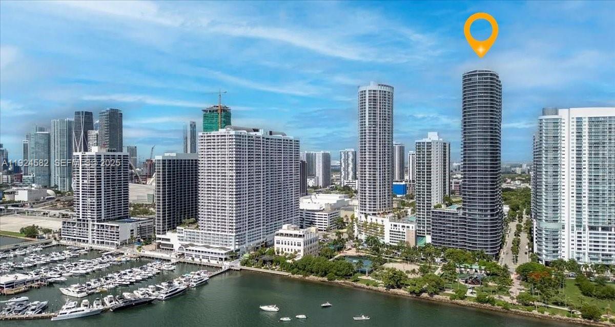 ARIA ON THE BAY CONDO - Residential