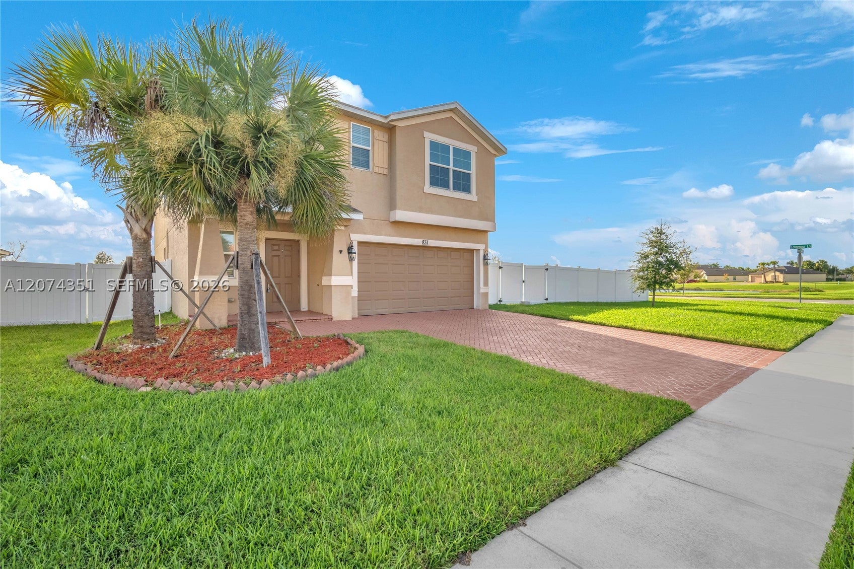 831 Bent Creek Dr