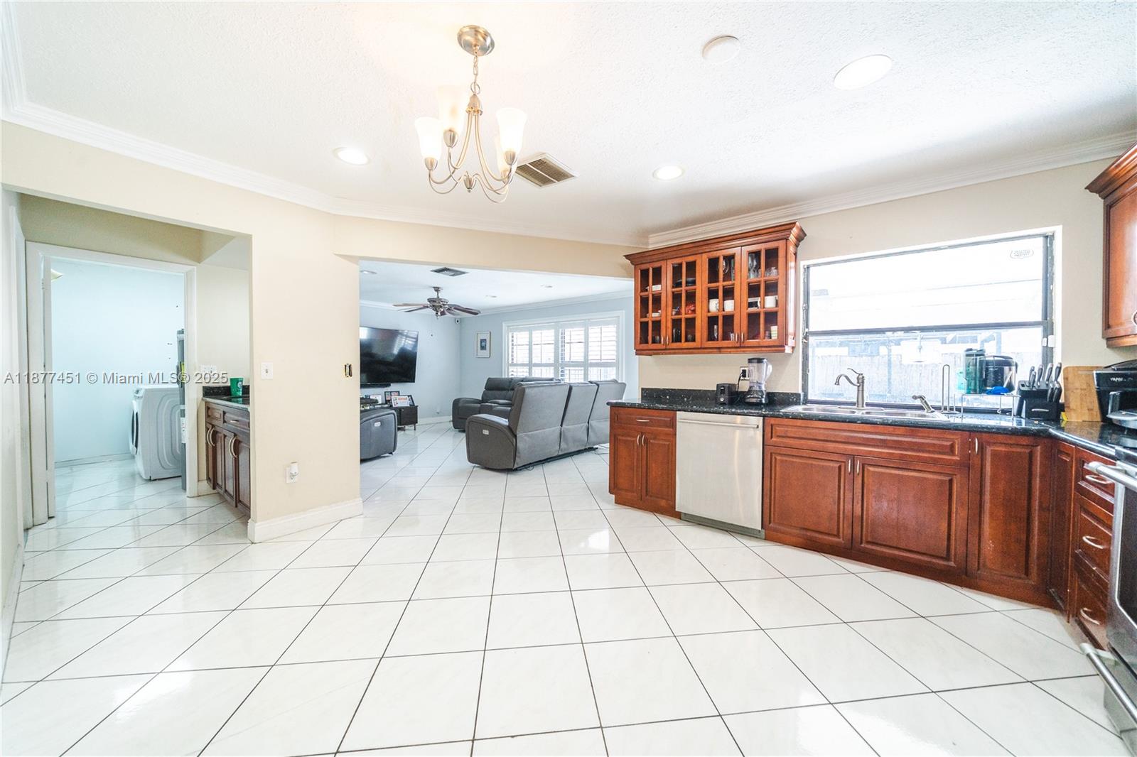 BOULEVARD WOODS NORTH - Residential Lease