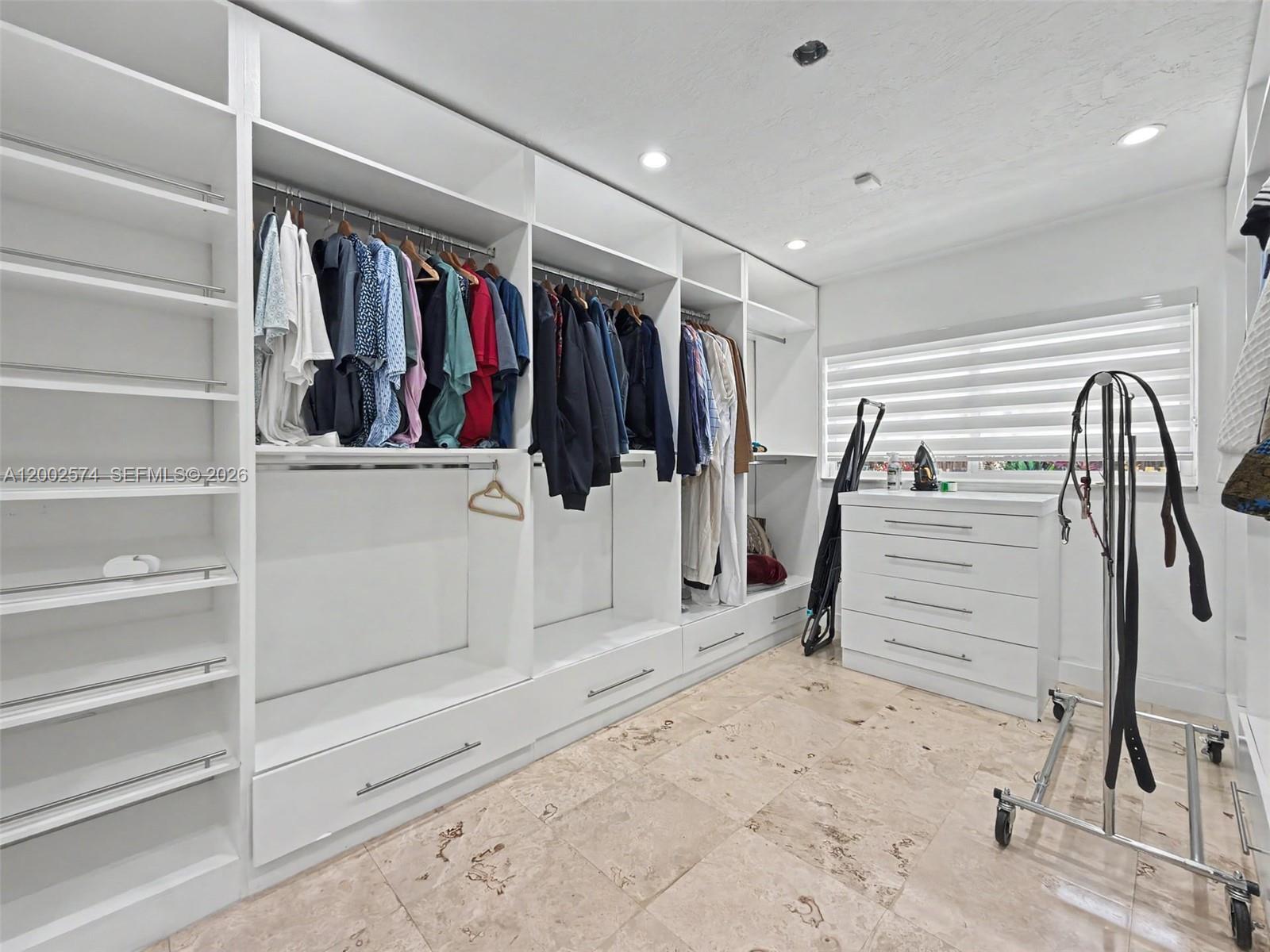 BEL AIRE SEC 3 - Residential