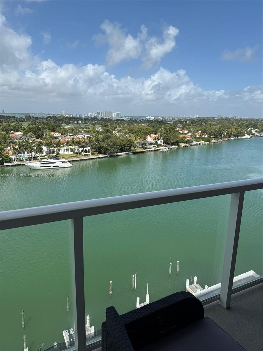 5750 Collins Ave 11D