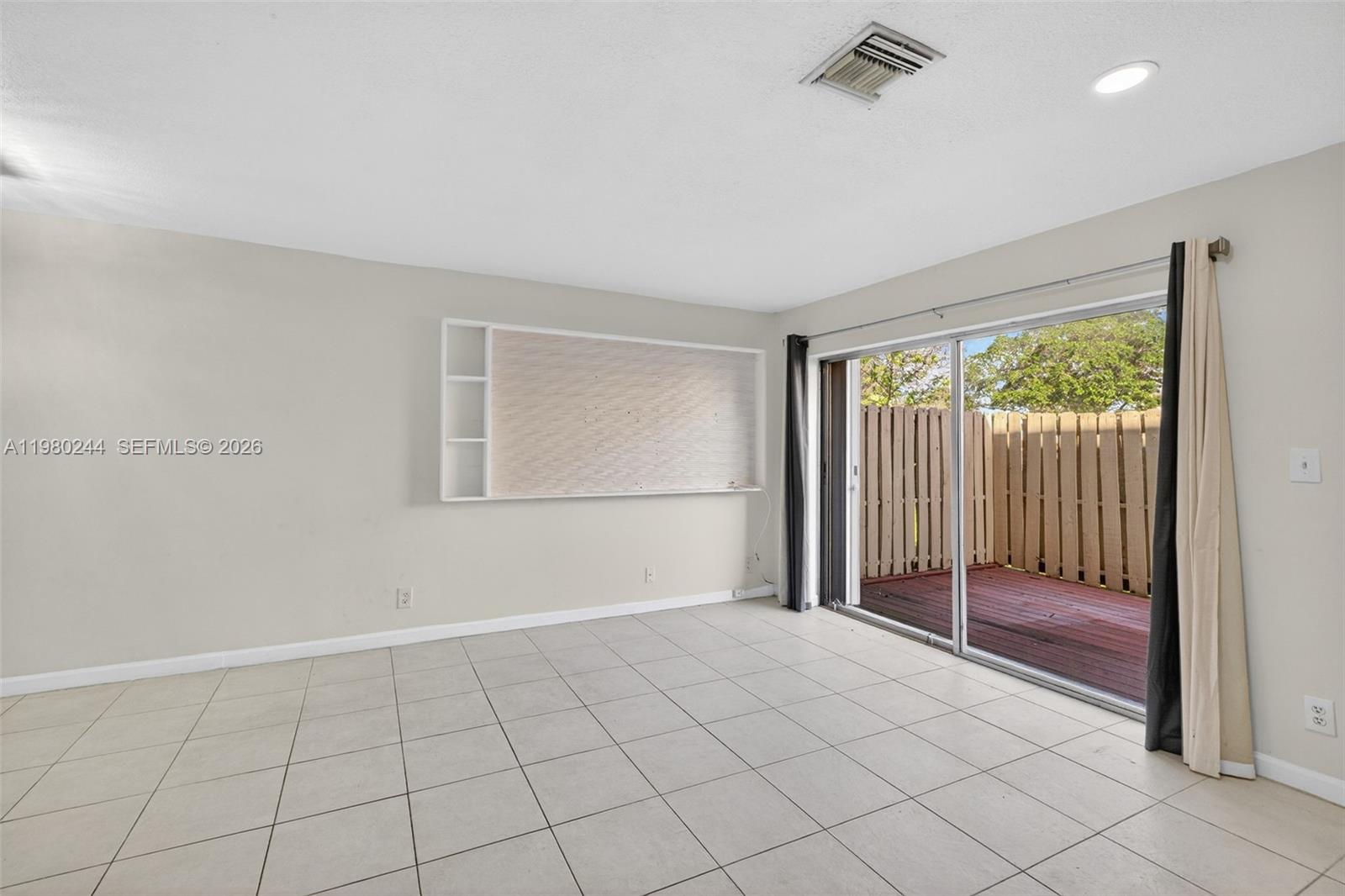 Woodland Cove - Residential