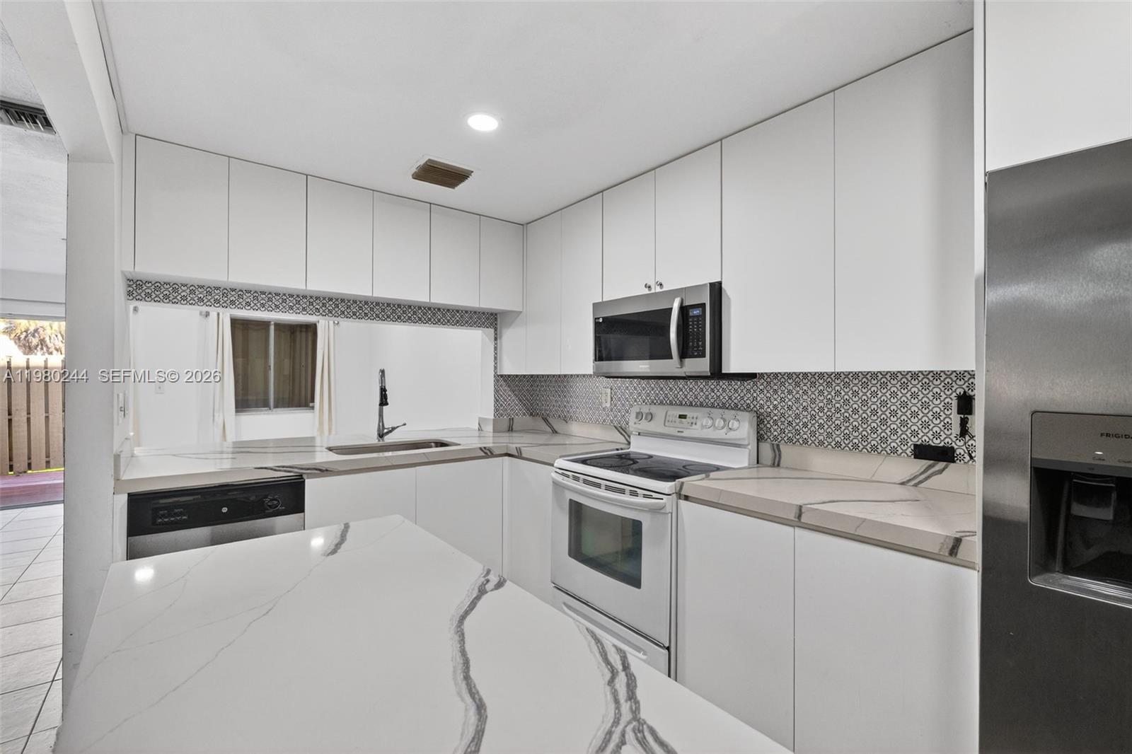 Woodland Cove - Residential