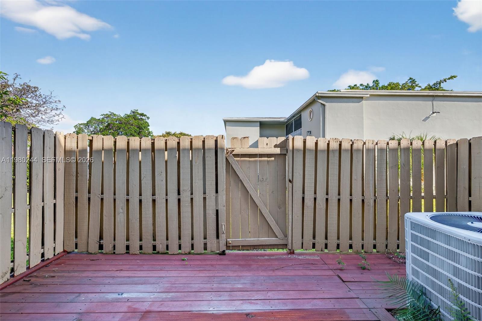 Woodland Cove - Residential