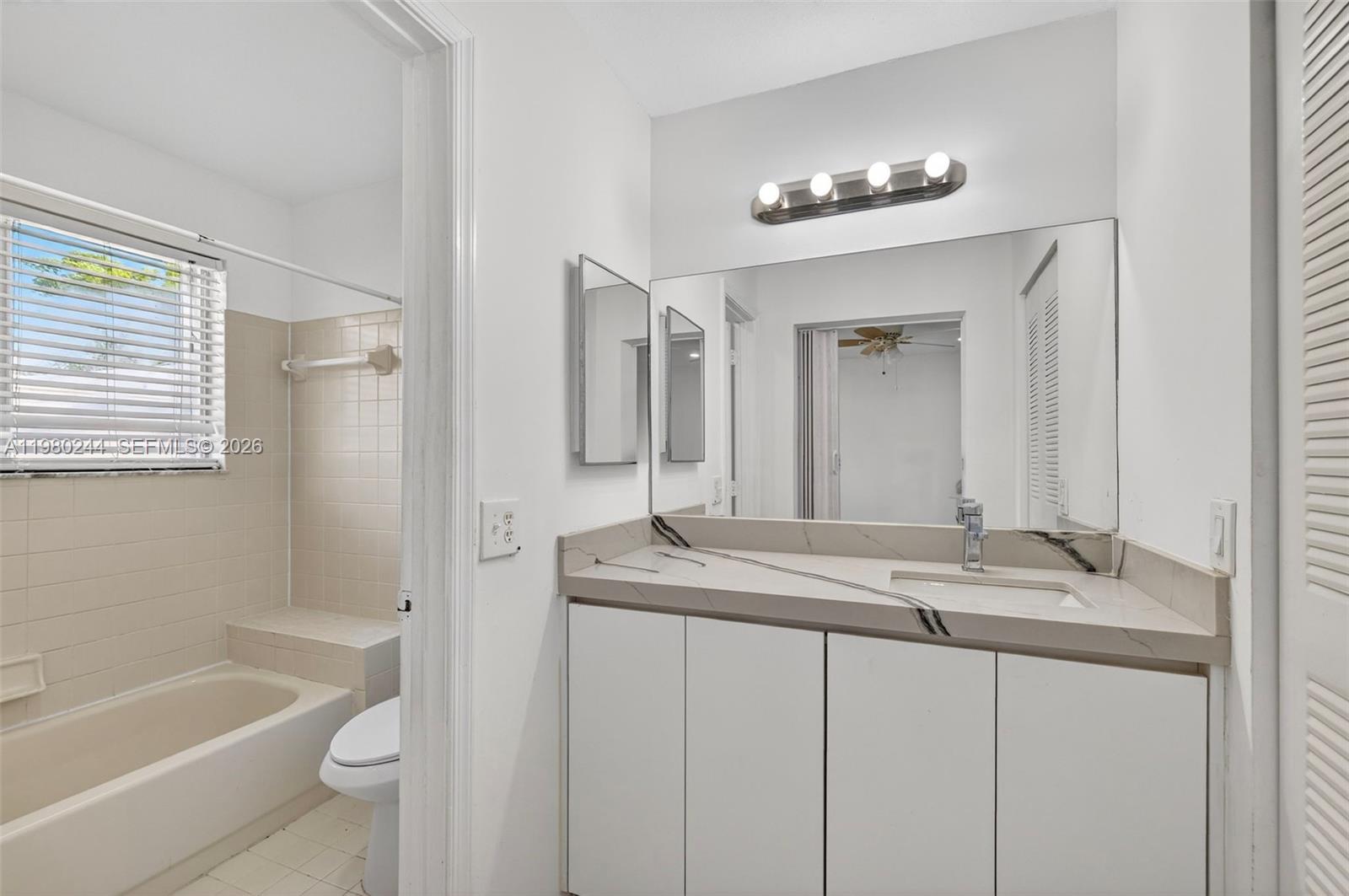 Woodland Cove - Residential