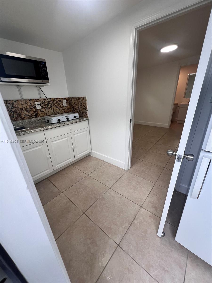 LUZ ESTELA SUB - Residential Lease