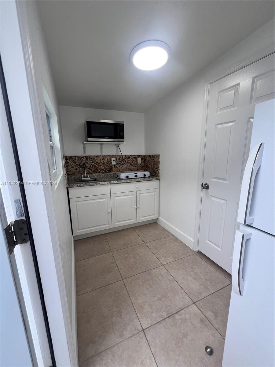 LUZ ESTELA SUB - Residential Lease