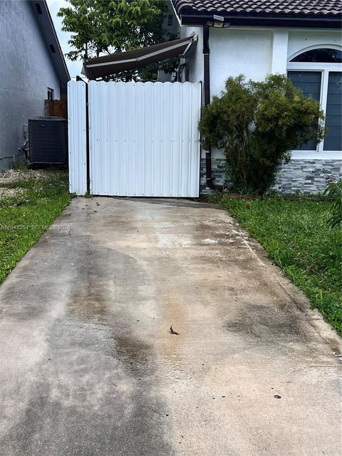 14763 SW 173rd Ter 1 Miami FL 33187