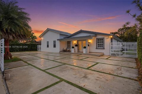 1520 SW 86th Ct Miami FL 33144