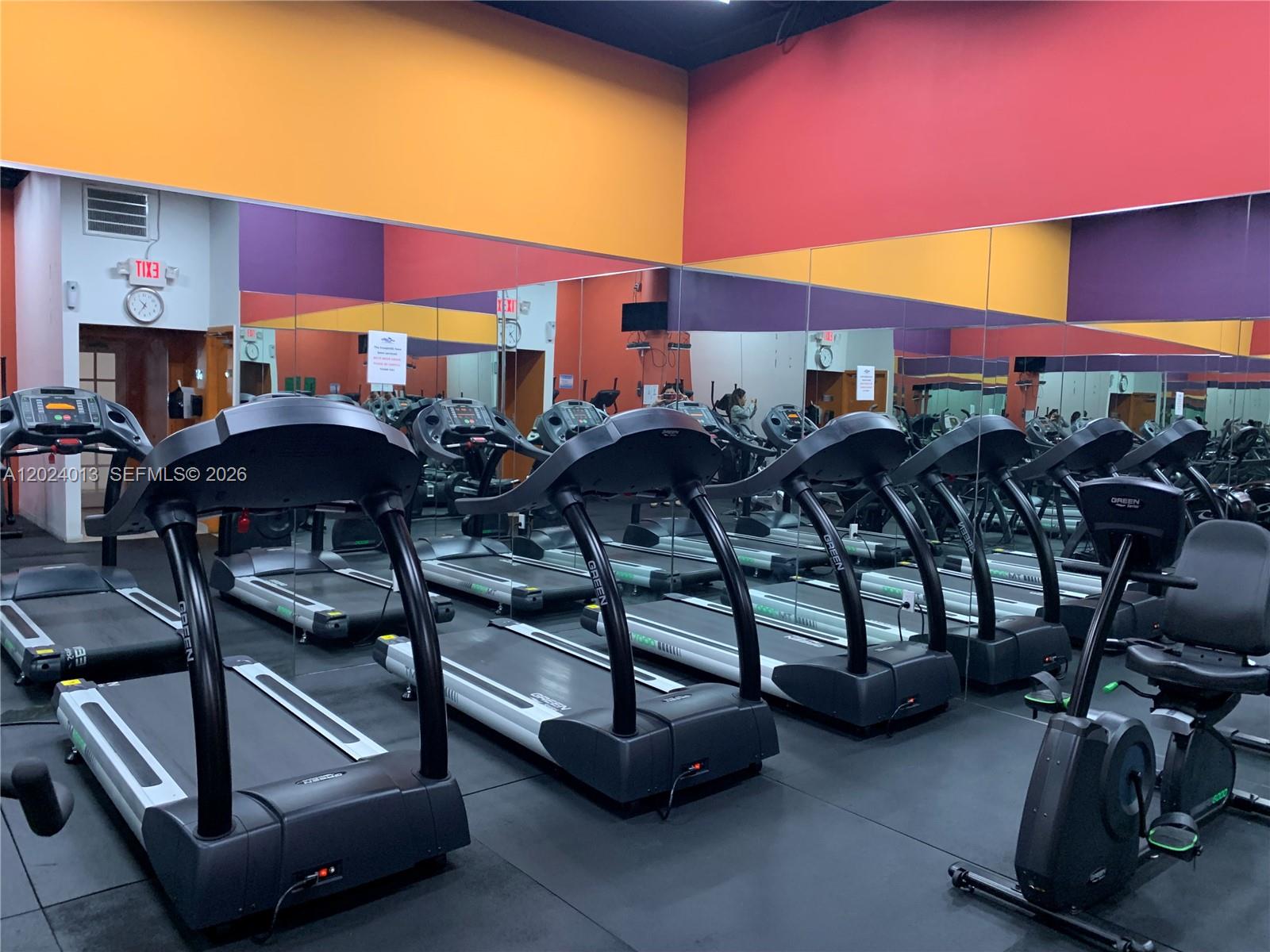 SOUTH BAY CLUB CONDO - Residential Lease
