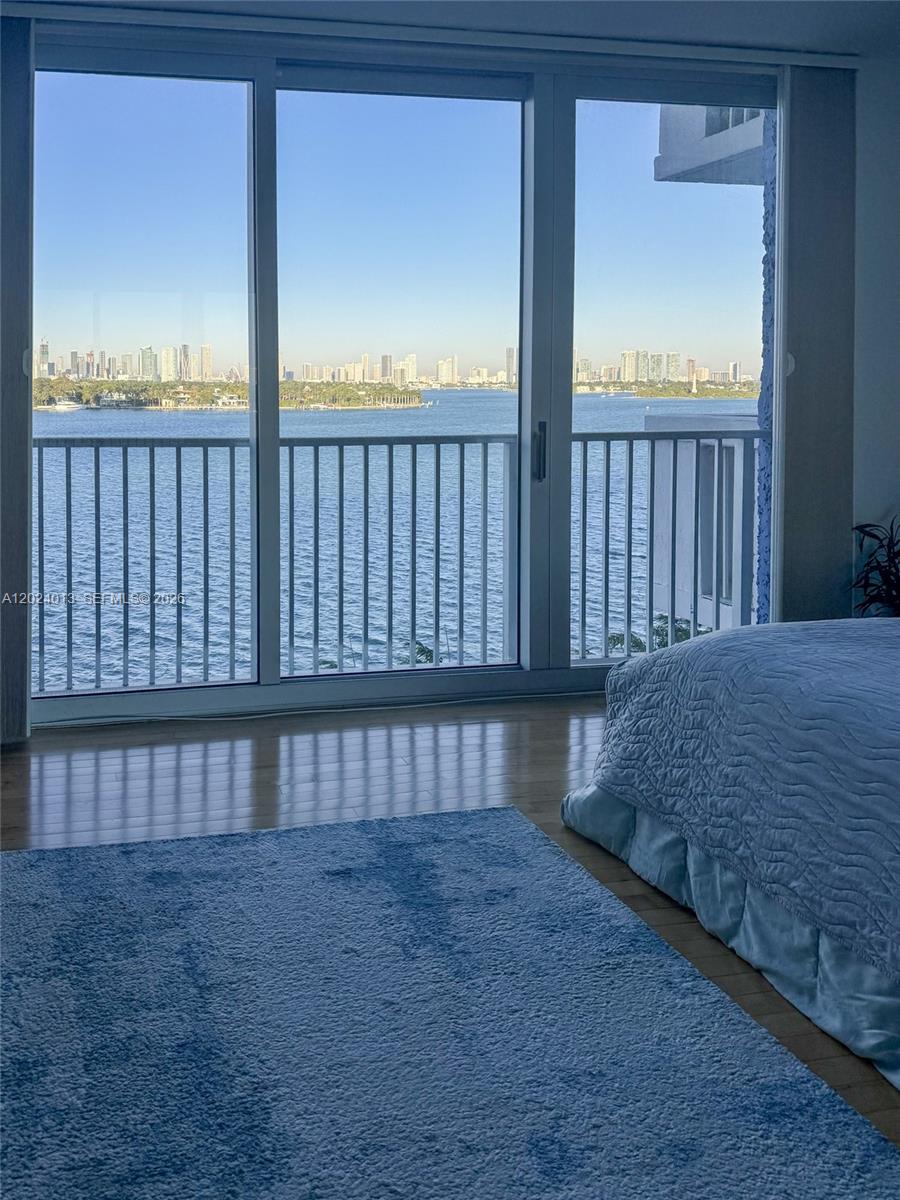 SOUTH BAY CLUB CONDO - Residential Lease