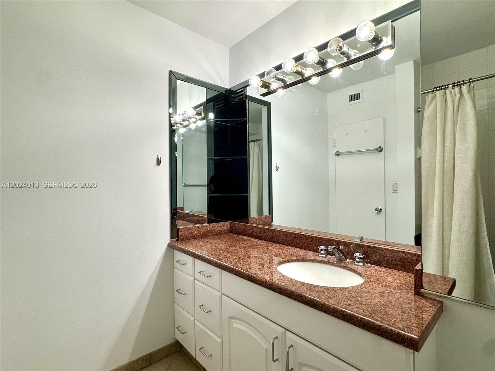 SOUTH BAY CLUB CONDO - Residential Lease