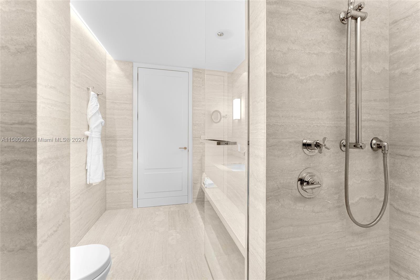 SURF CLUB CONDO - Residential