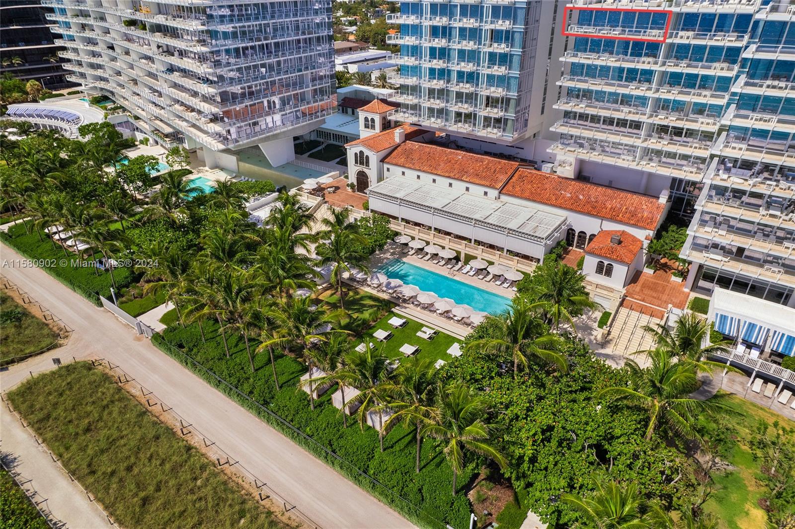 SURF CLUB CONDO - Residential