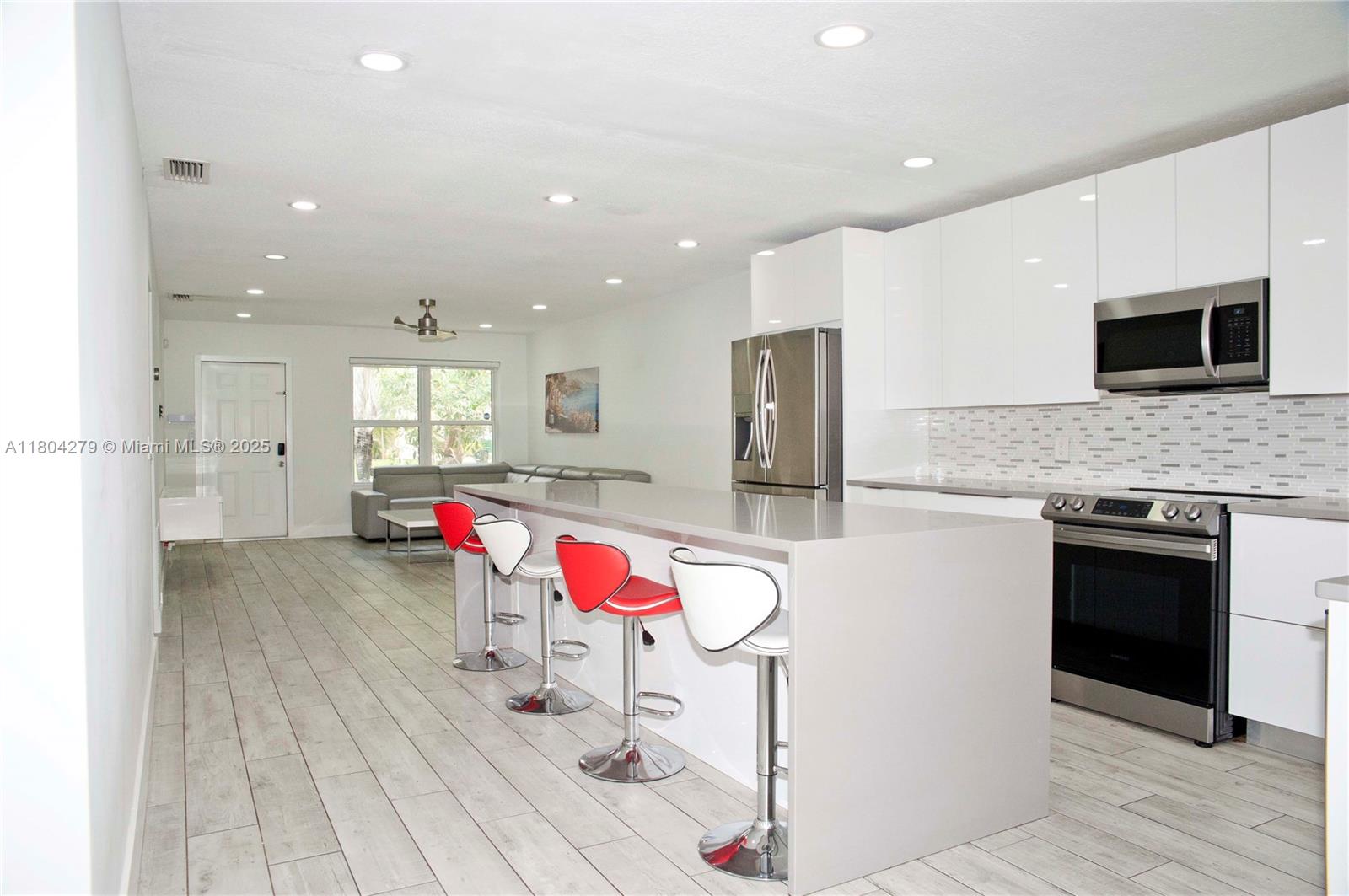 1328 NW 93rd Ter
