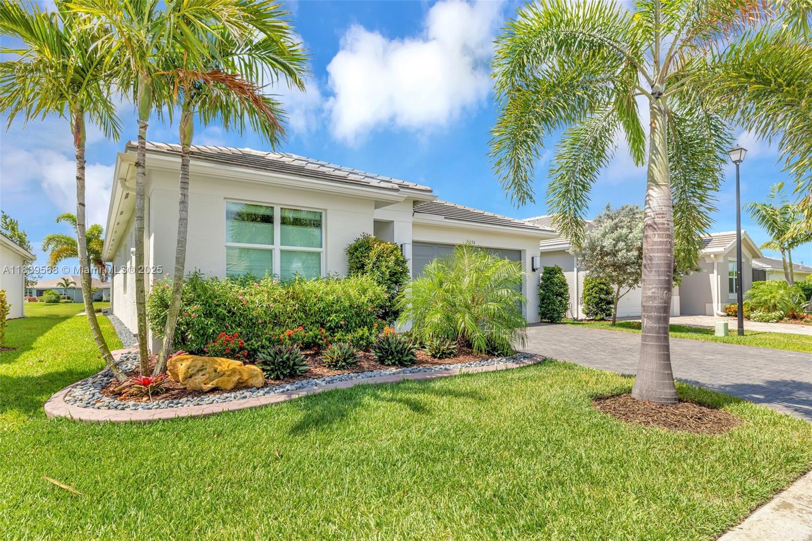 15734 SW Egret Coast Dr, Port St Lucie, FL, 34987/$565,000 2 15734 SW Egret Coast Dr