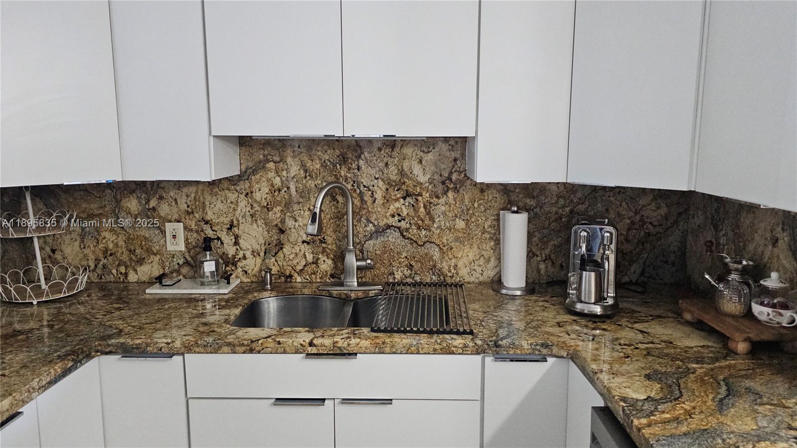 3140 S Ocean Dr 506