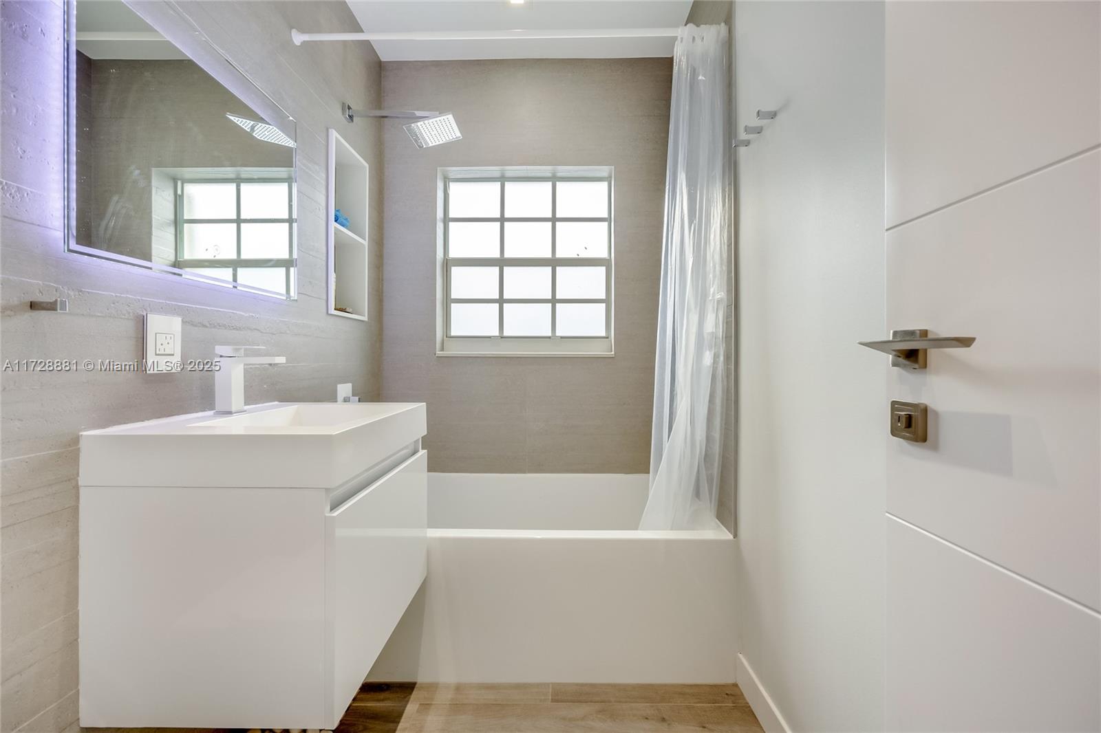 SECOND AMD PLAT OF NORMAN - Residential