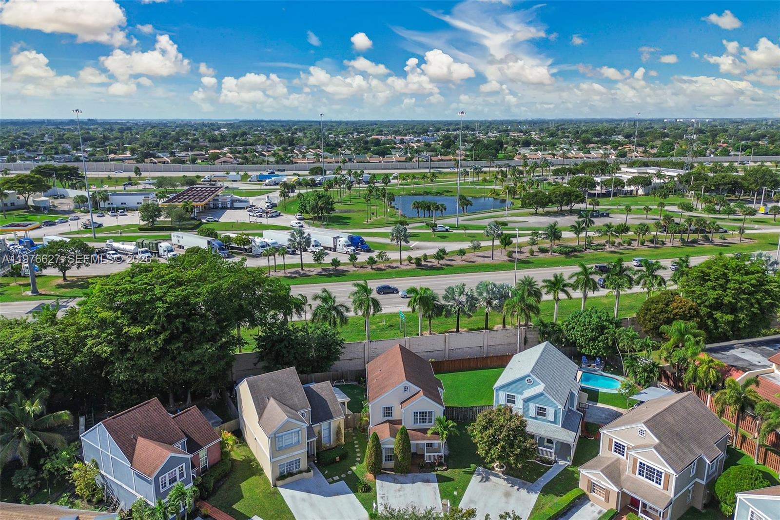 TOWNGATE SOUTH SEC 1 - Residential