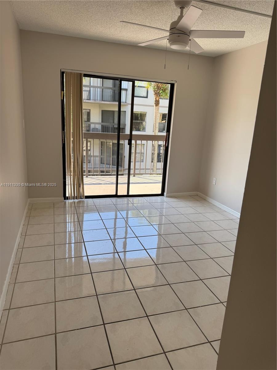 CALUSA CLUB VILG BLDG D N - Residential Lease