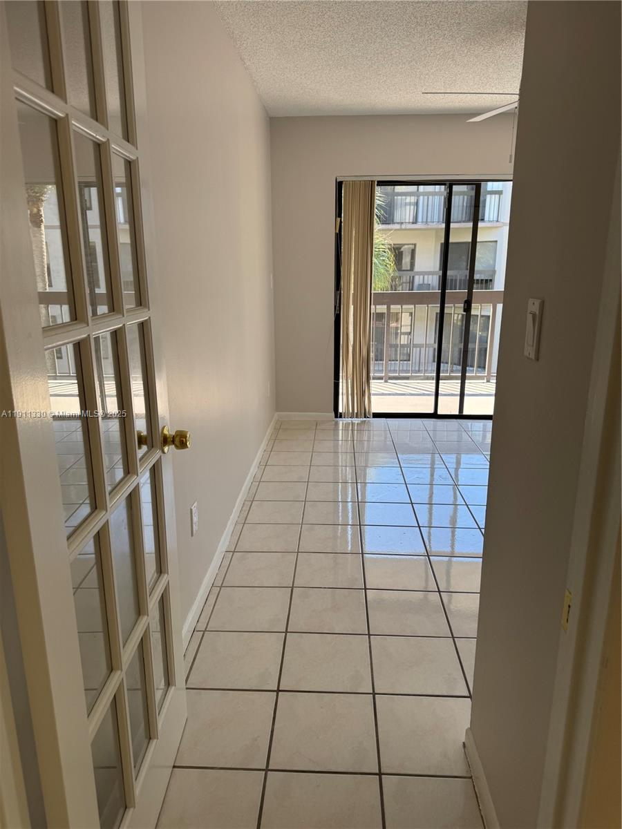 CALUSA CLUB VILG BLDG D N - Residential Lease