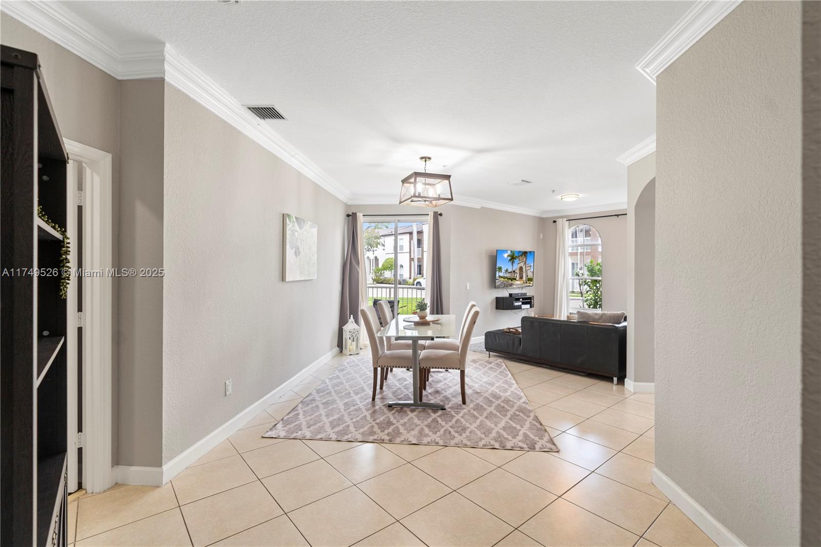 4435 SW 160th Ave 104