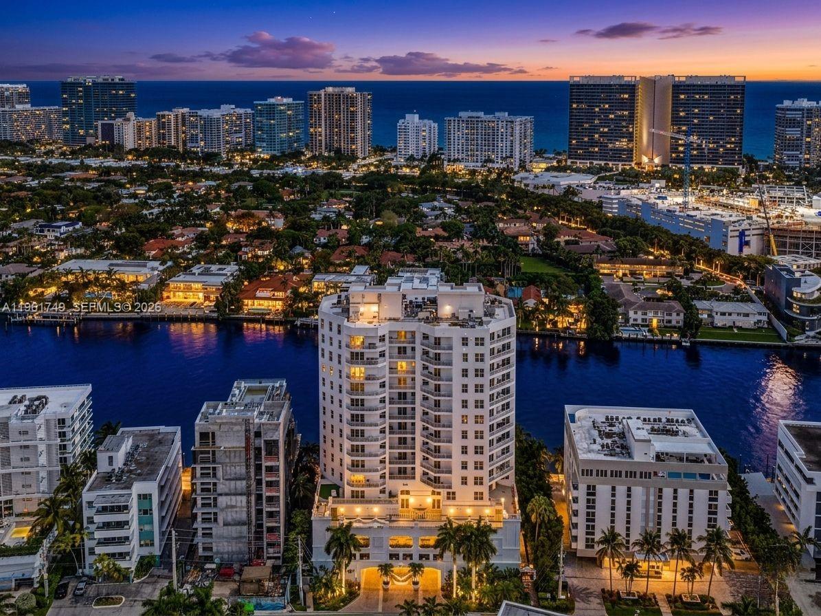 CARROLL WALK CONDO - Residential