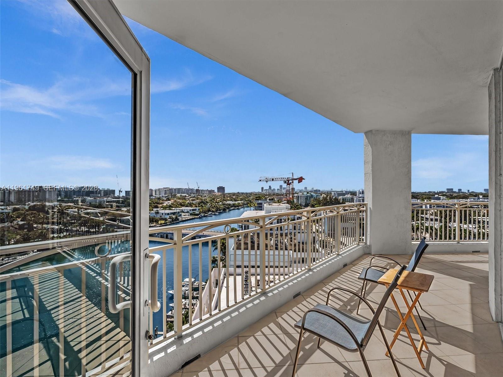 CARROLL WALK CONDO - Residential