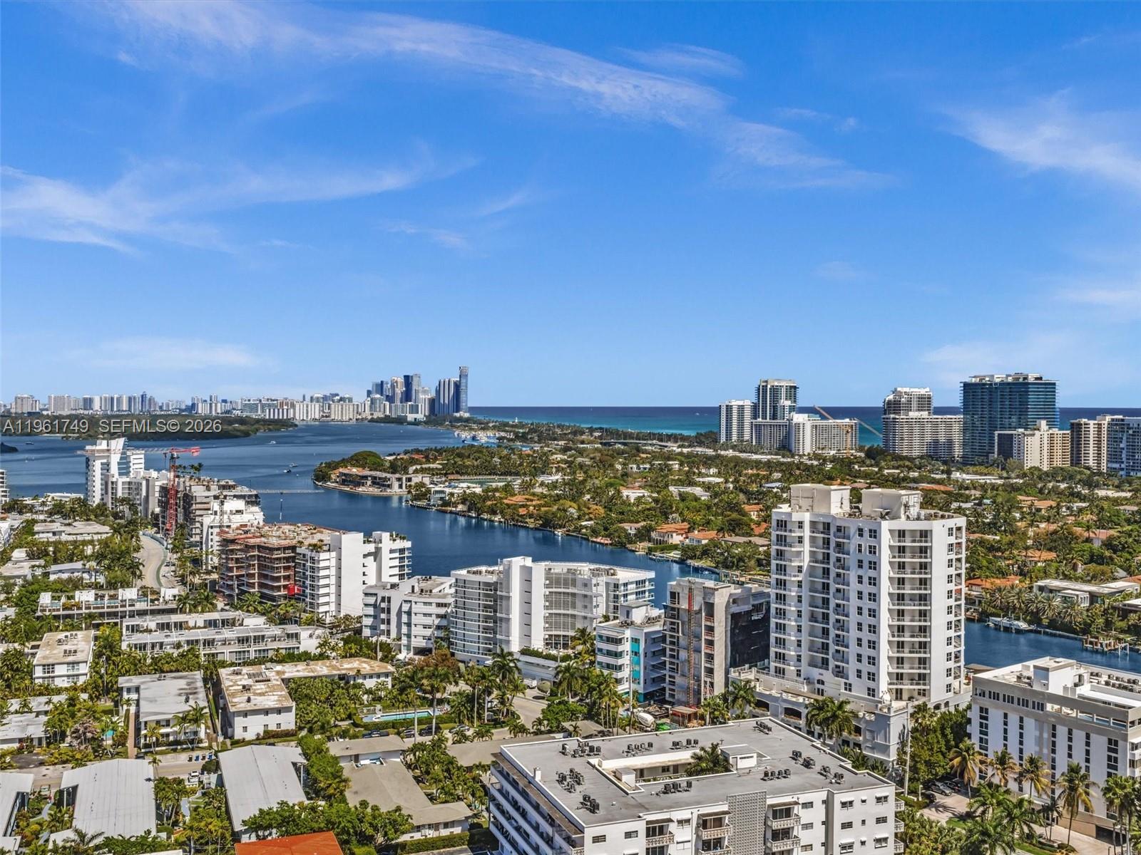 CARROLL WALK CONDO - Residential