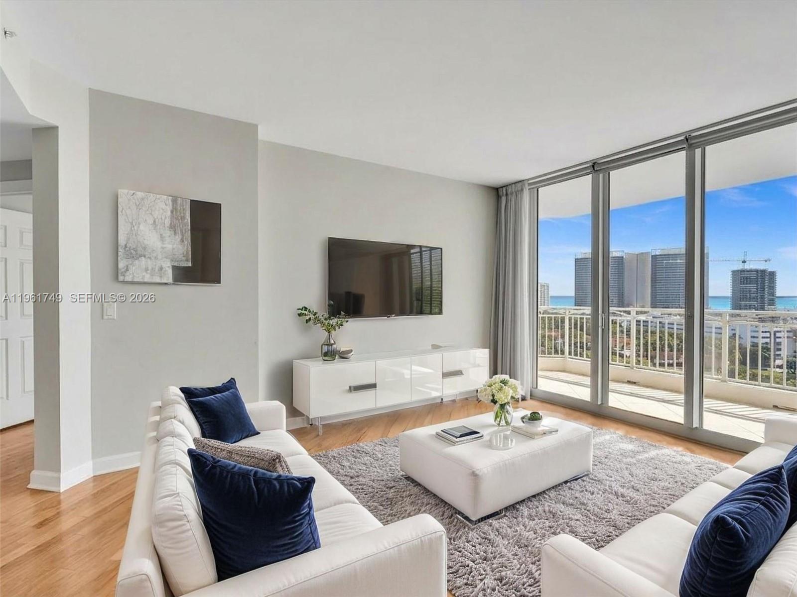 CARROLL WALK CONDO - Residential