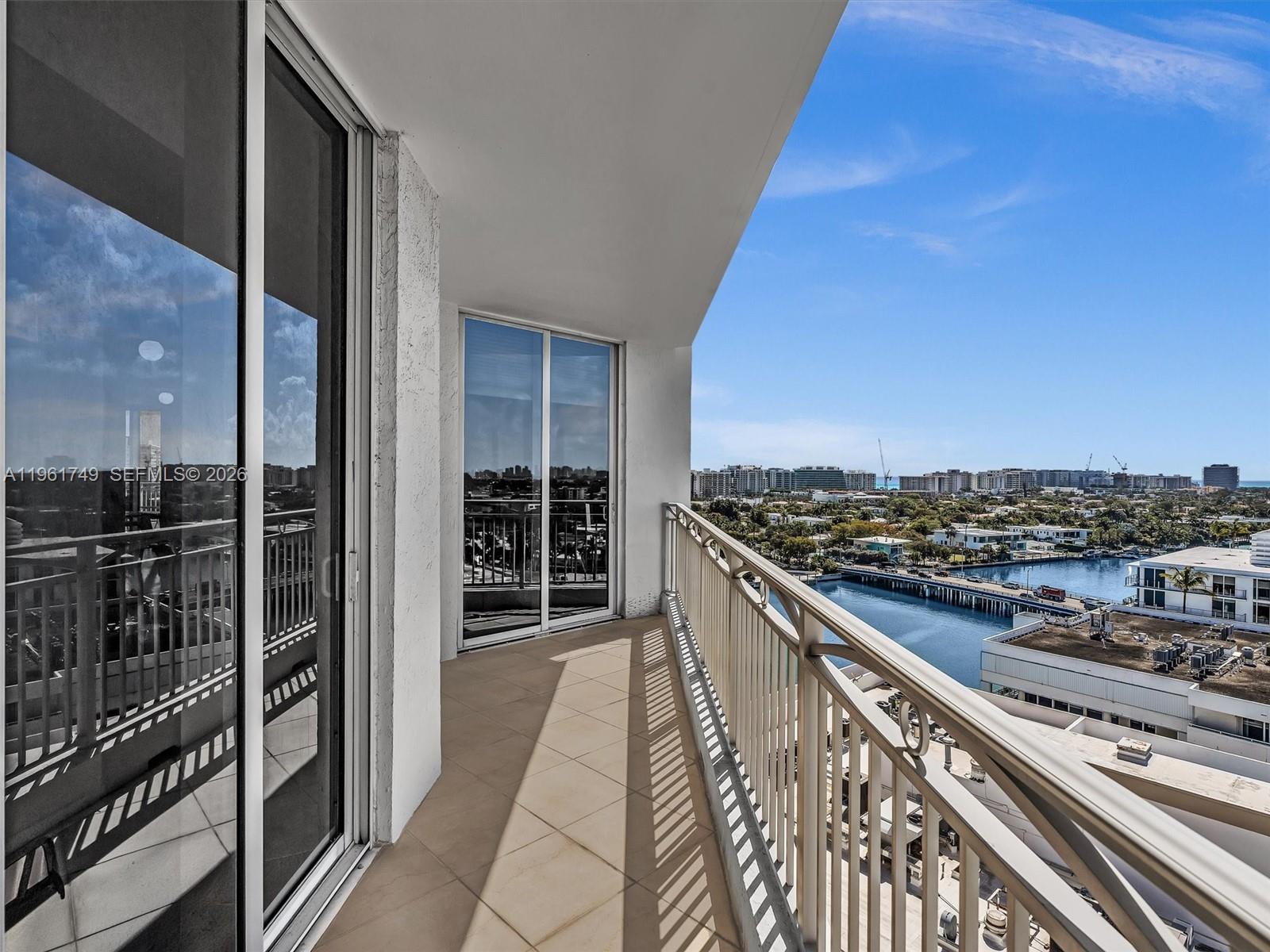 CARROLL WALK CONDO - Residential