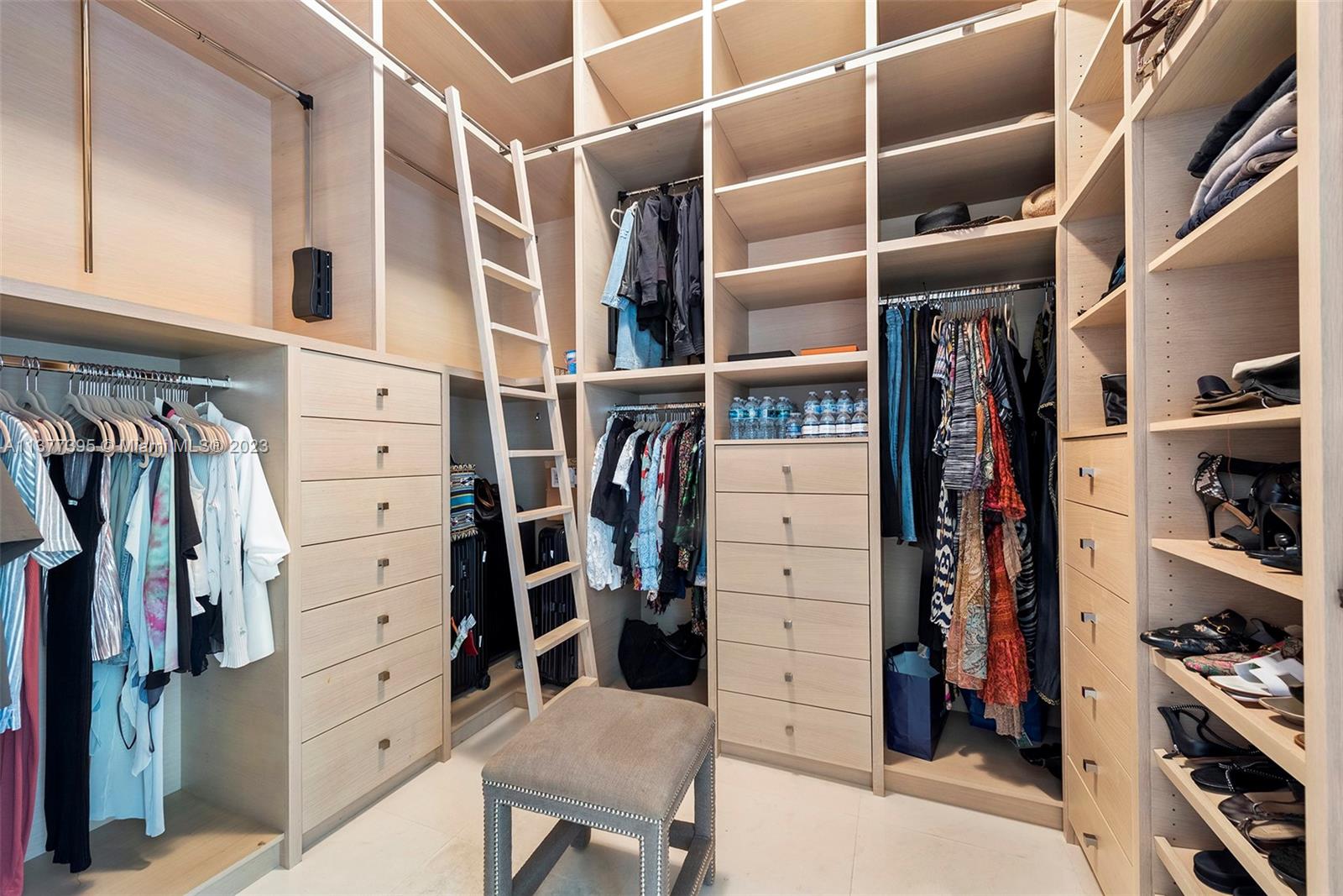 THE RESIDENCES AT THE BAT - Residential