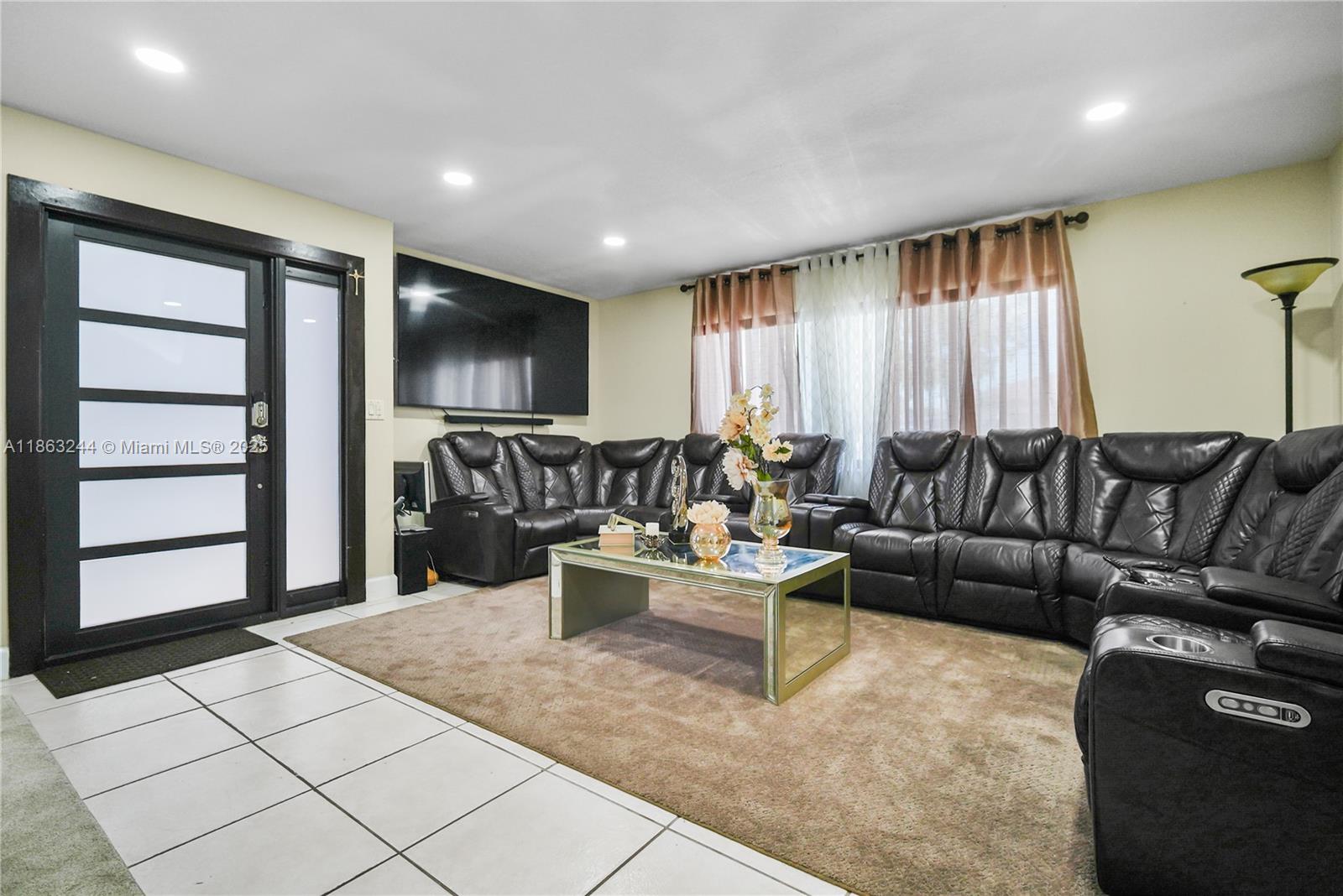 1231 SW 136th Pl