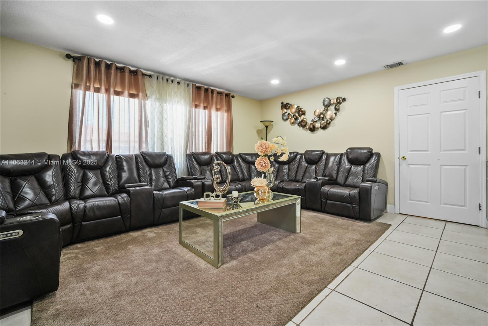 1231 SW 136th Pl