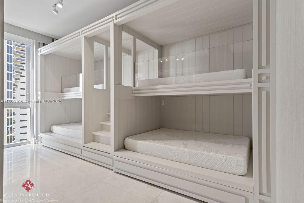 17749 COLLINS AVENUE COND - Residential Lease