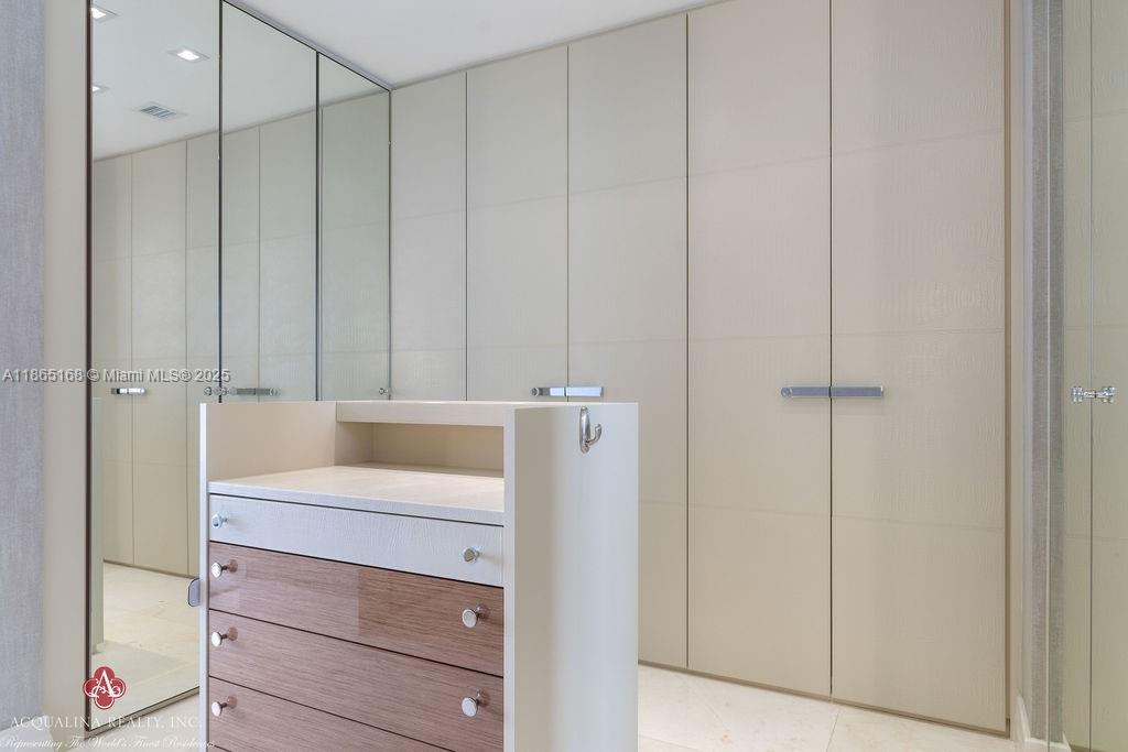 17749 COLLINS AVENUE COND - Residential Lease