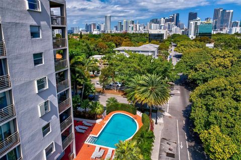 2400 SW 3rd Ave 506 Miami FL 33129