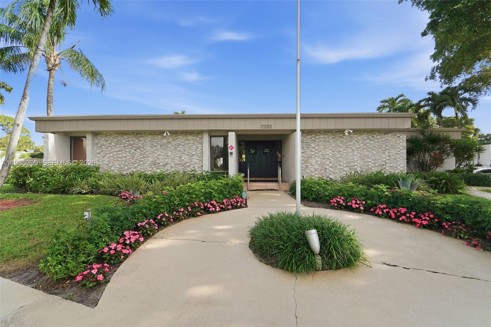 WOODHAVEN CONDO - Residential