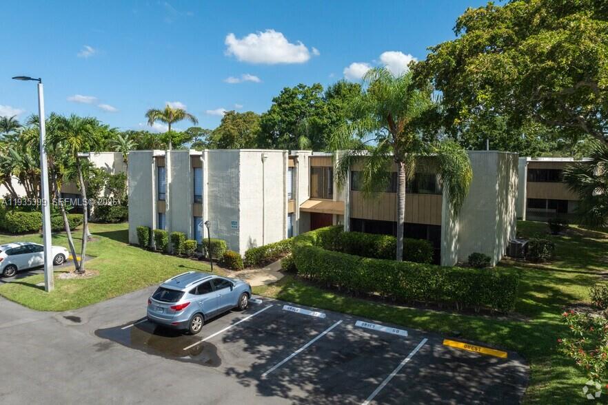 WOODHAVEN CONDO - Residential