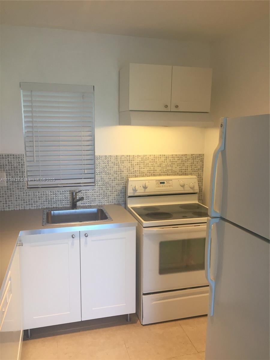 1701 Washington St 503
