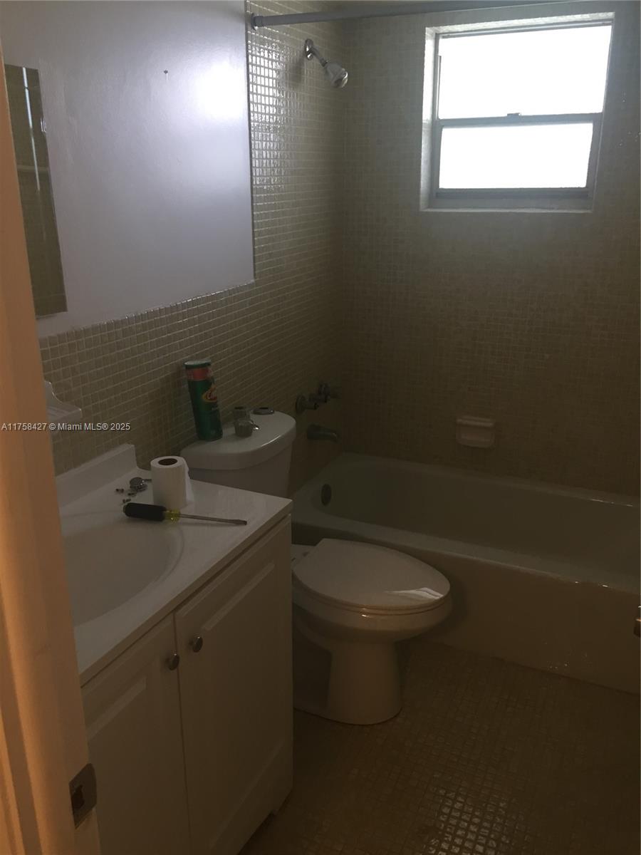 PRINCETON CONDOMINIUM - Residential