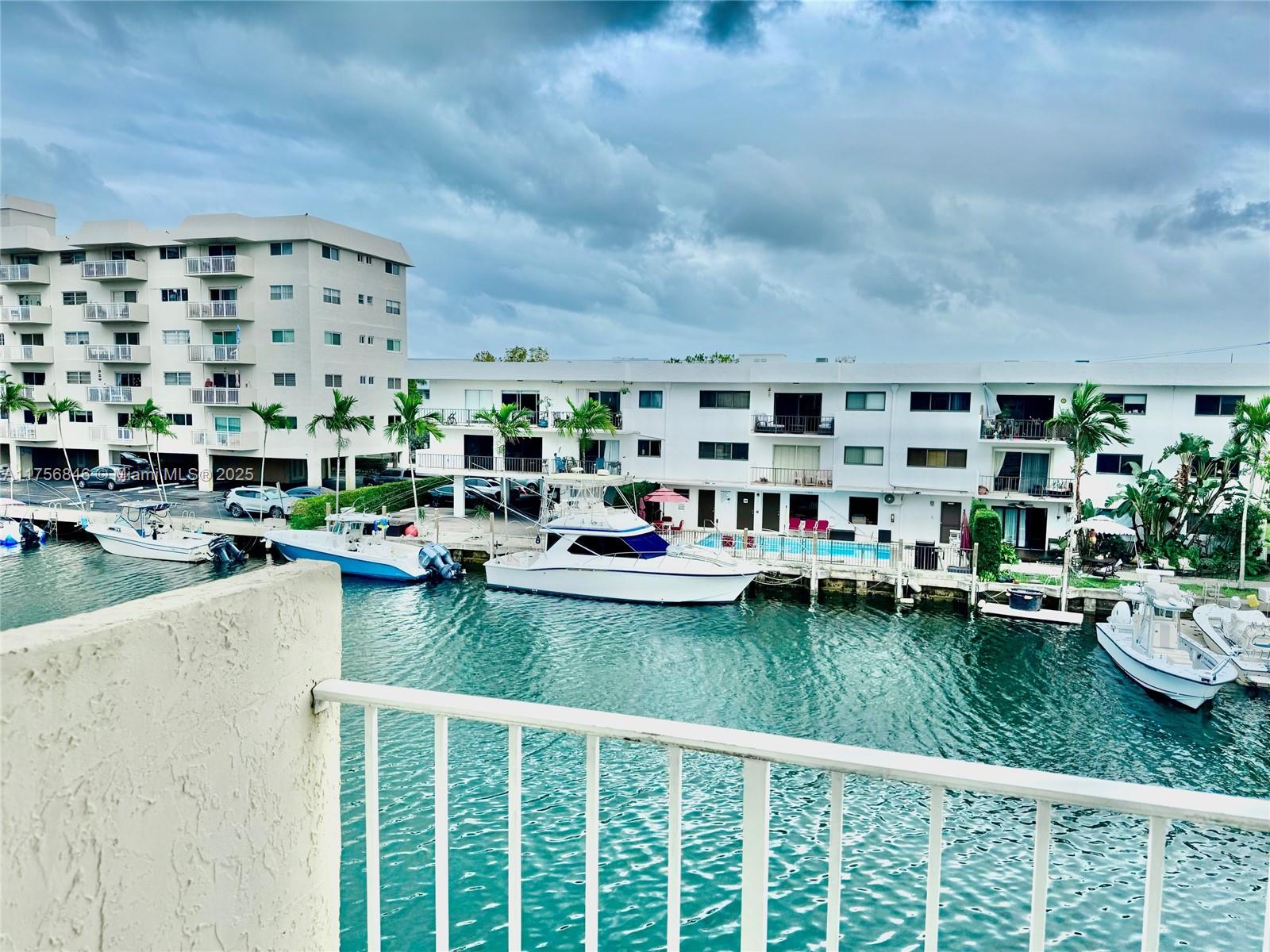 RIVIERA ISLES CONDO - Residential